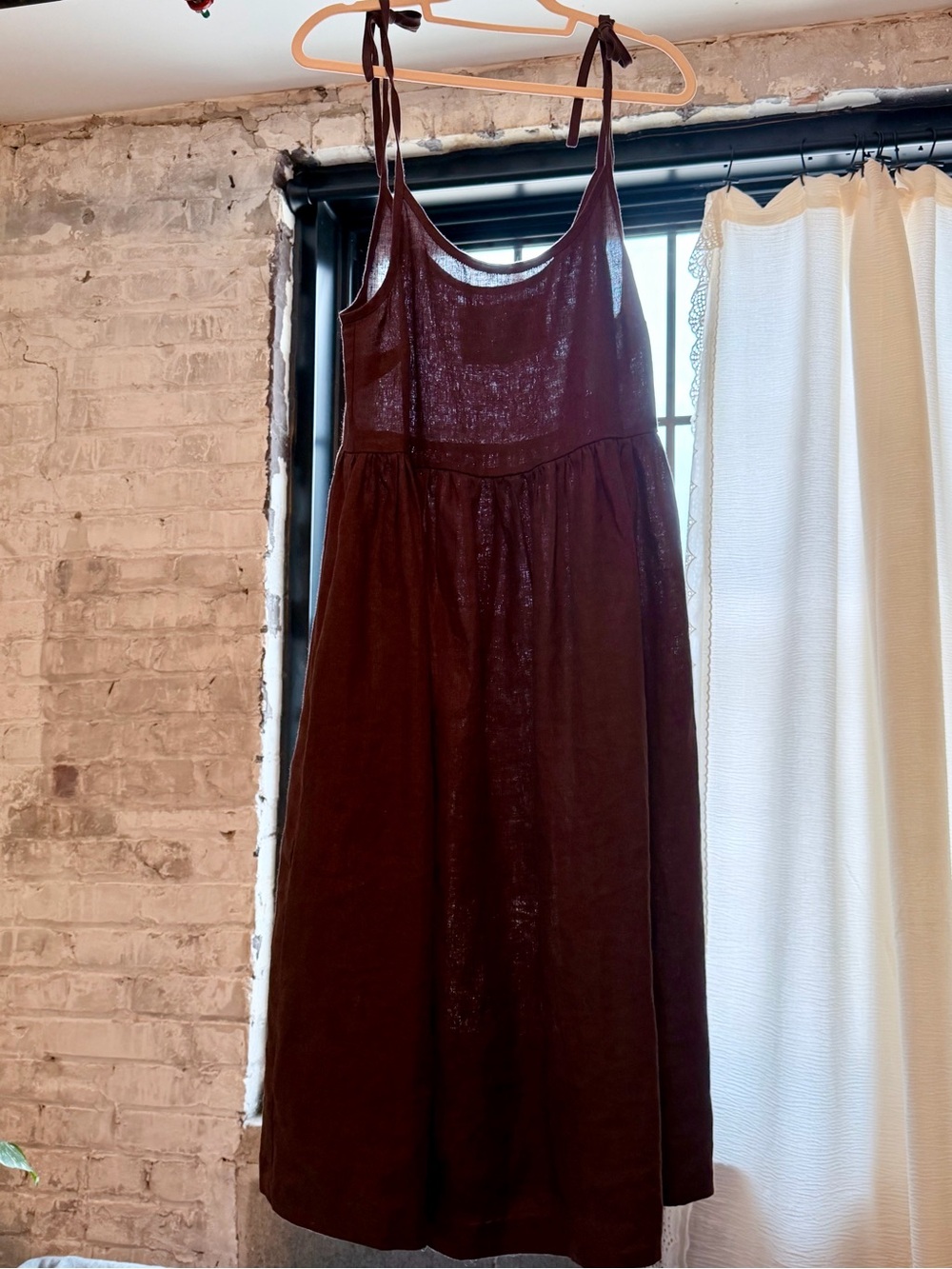 notPERFECTLINEN Villa Tie-Strap Maxi Dress in espresso